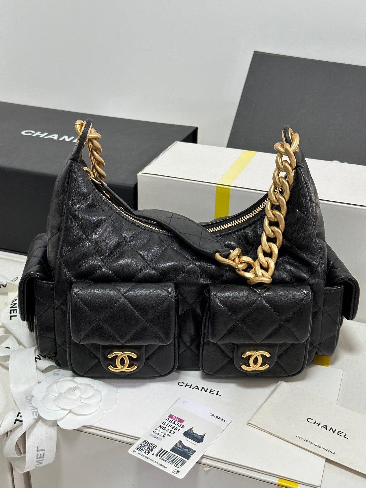 CC 25C Hobo 31cm Black Lambskin Gold Hardware 243540
