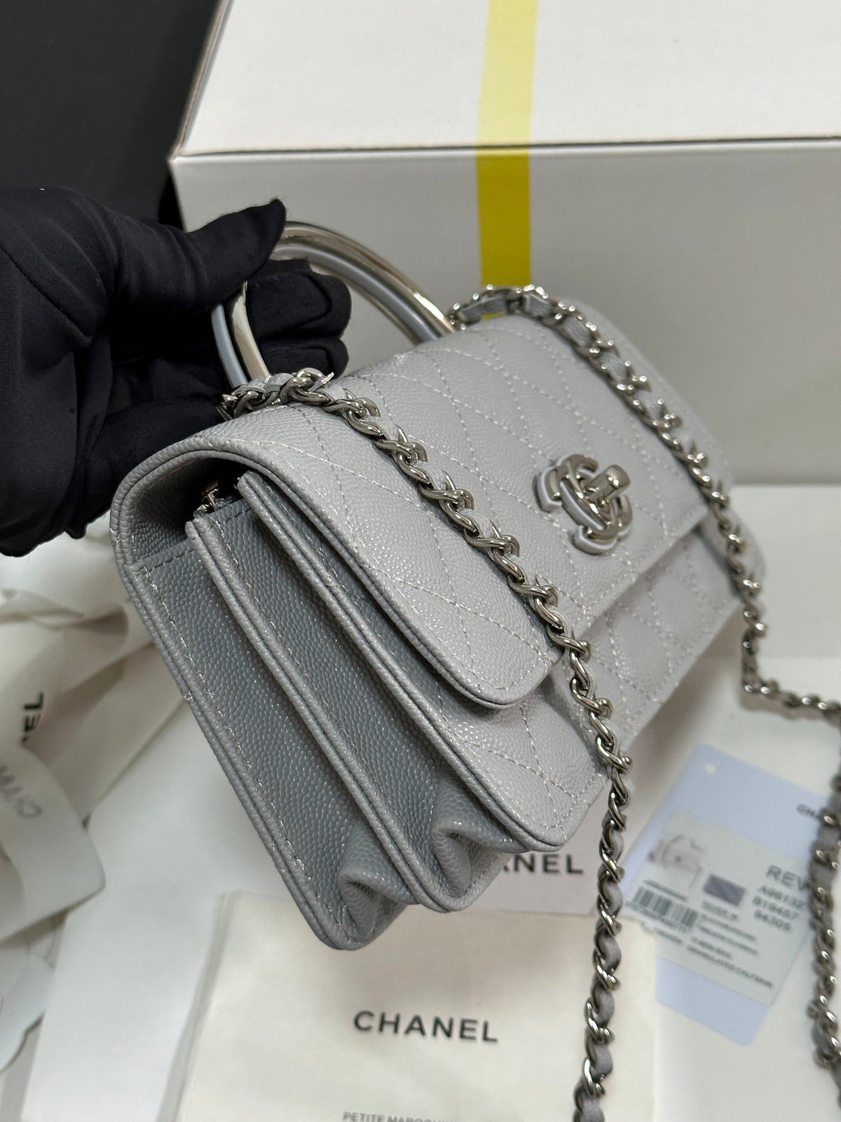 CC 25P Wallet Woc Handle 17cm Light Gray Leather Silver Hardware 243436