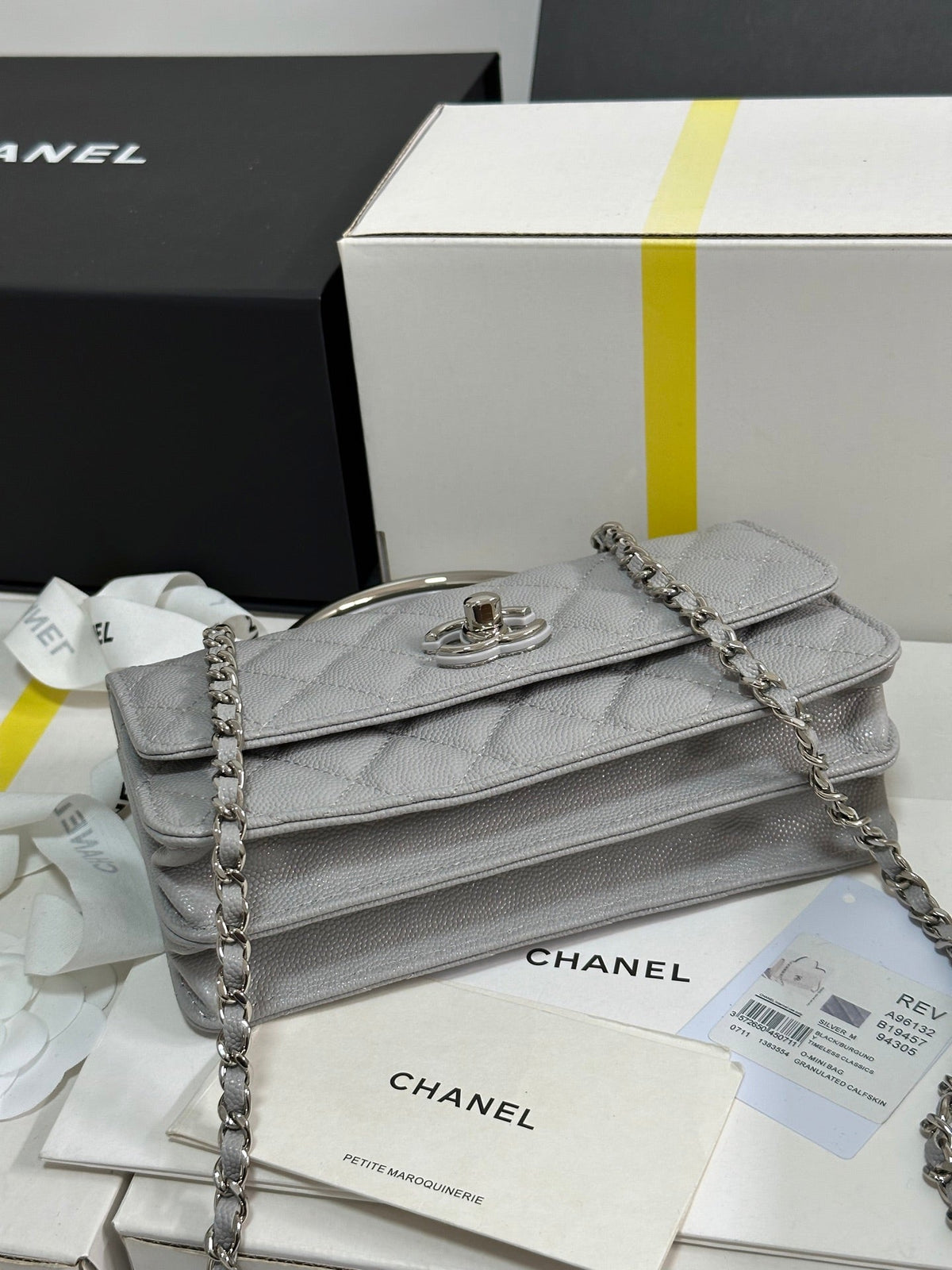 CC 25P Wallet Woc Handle 17cm Light Gray Leather Silver Hardware 243436