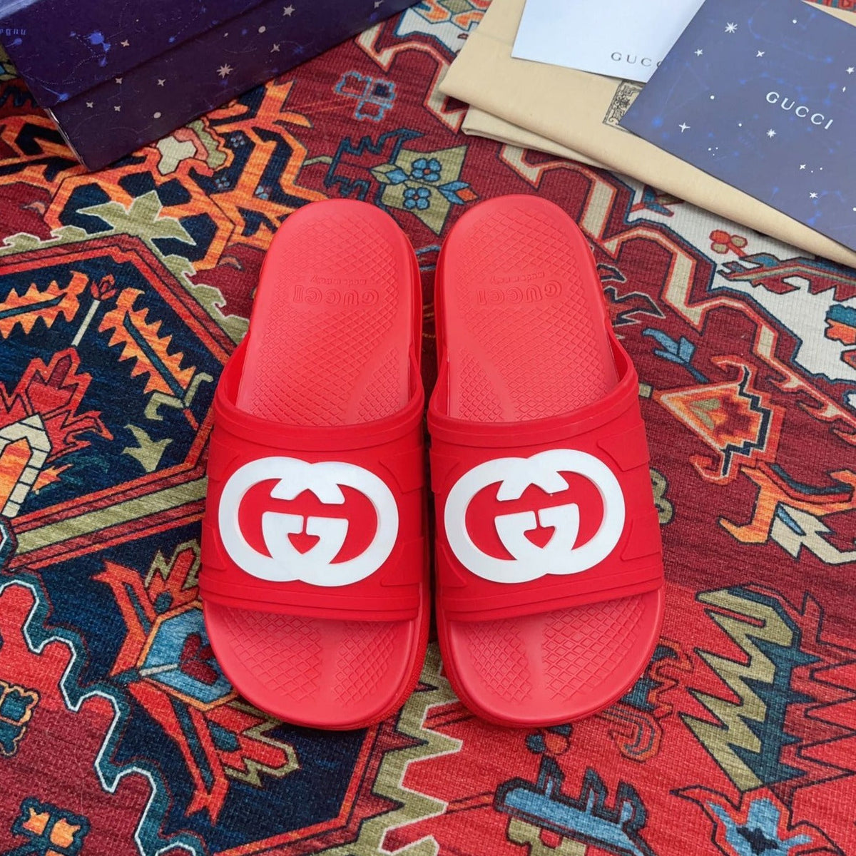 GG INTERLOCKING G SLIDE SANDAL CRIMSON RUBBER