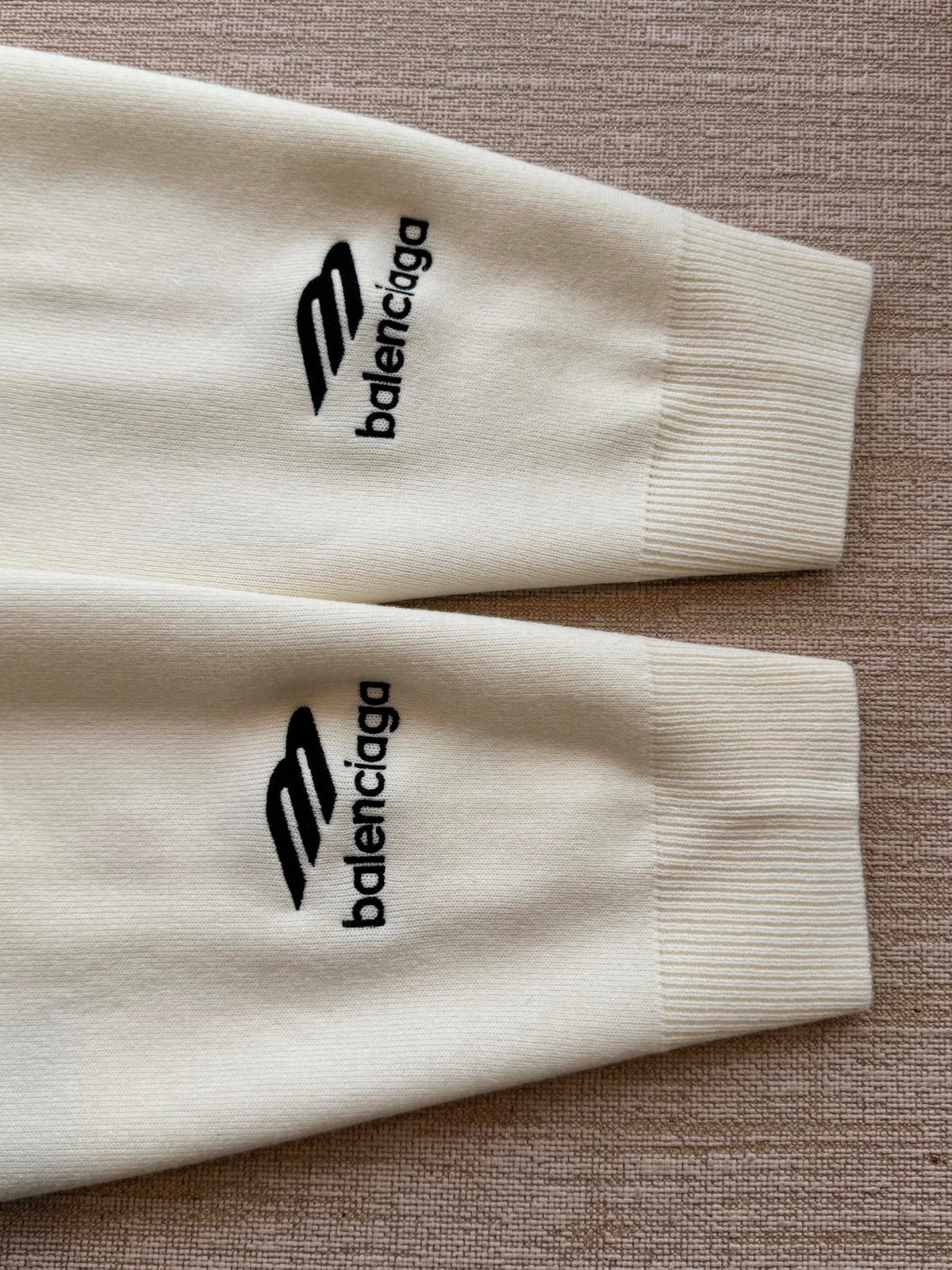 Balenciaga 25 Sweater White Wool 0016