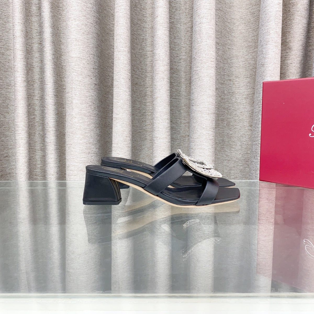 Viv 25 Diamond Mid Heel Slides Black Cowhide 283042
