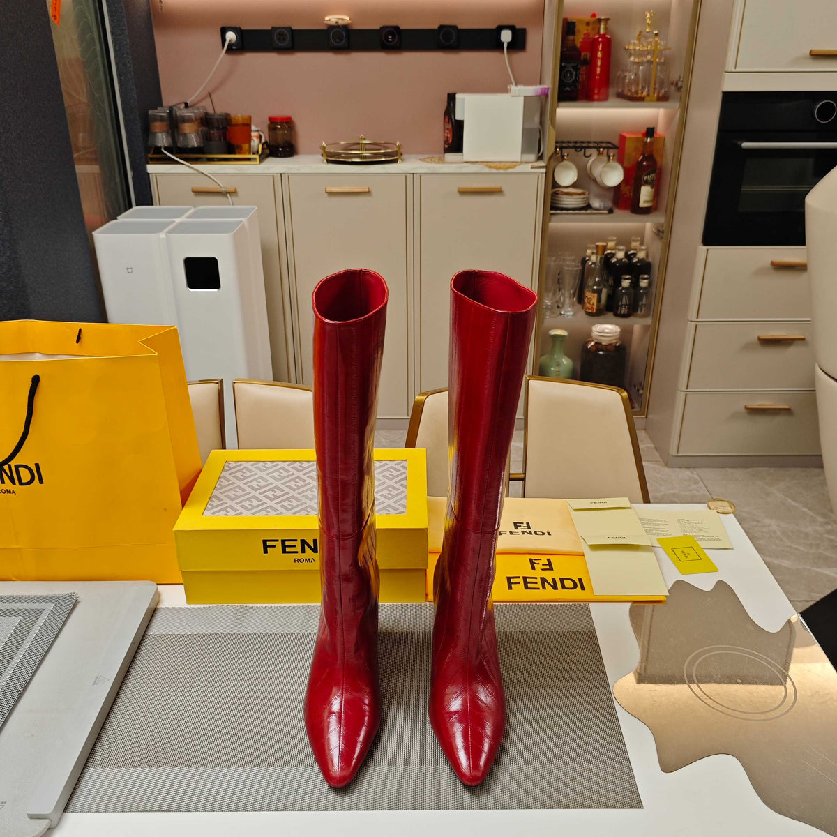 Fendi 25ss high-heeled boots red sheepskin 502721