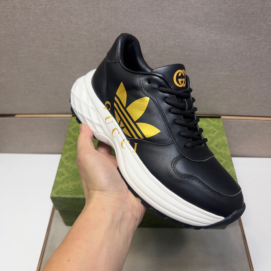 GG Men's 25 Sneaker Black Sheepskin 524267