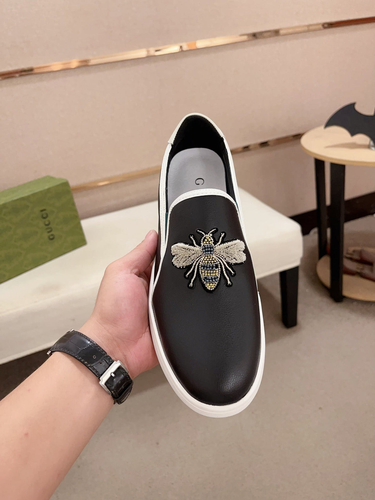 GG Men's Slip on Bee Black Cowhide 533939