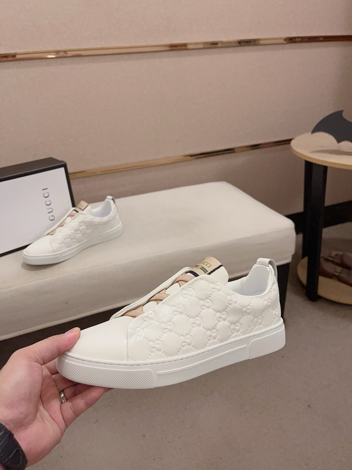 GG Men's Sneaker White Sheepskin 448472