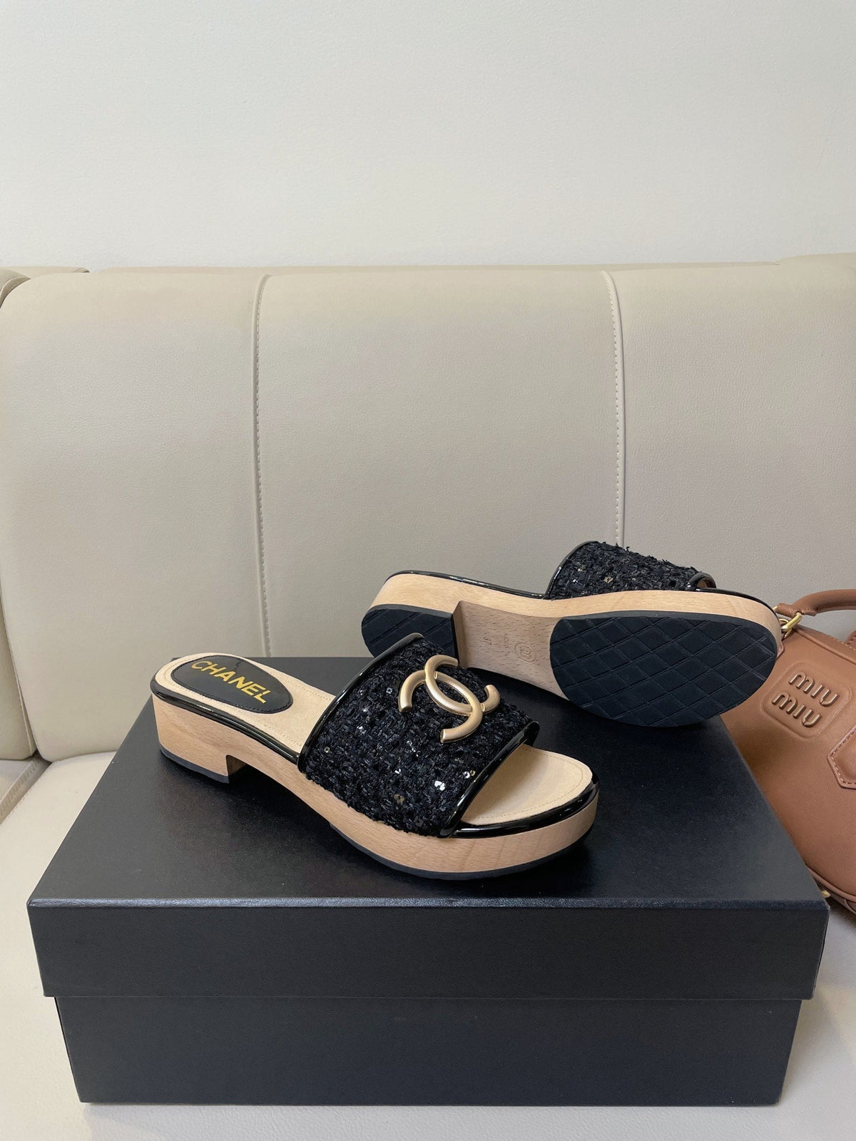 cc mule sandal 45 black tweed beige calfskin