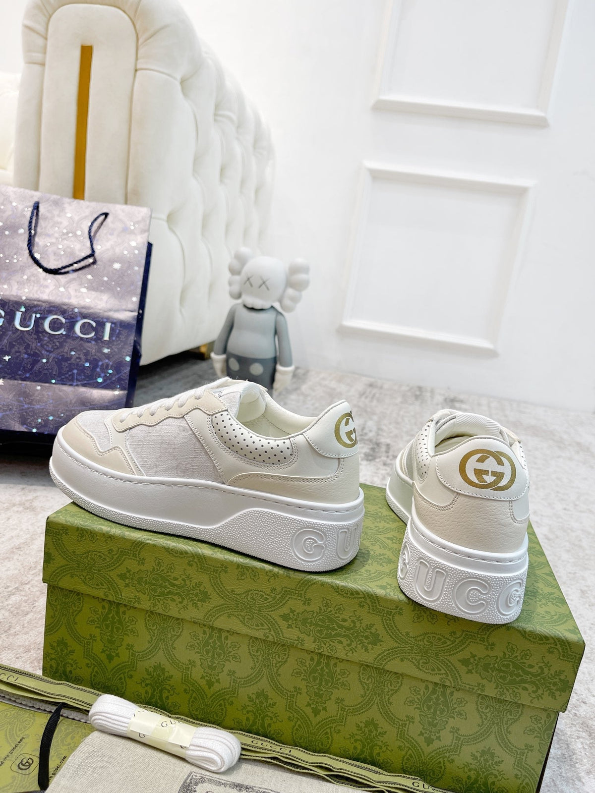 Gucci 2026 Trainer Sneakers Calfskin Canvas 988575
