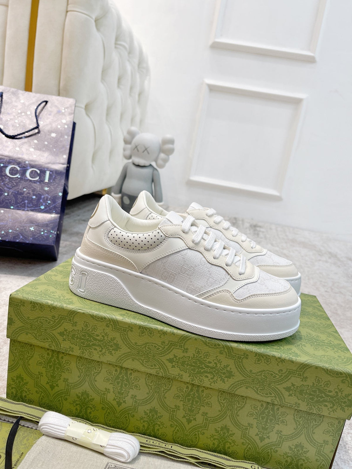 Gucci 2026 Trainer Sneakers Calfskin Canvas 988575