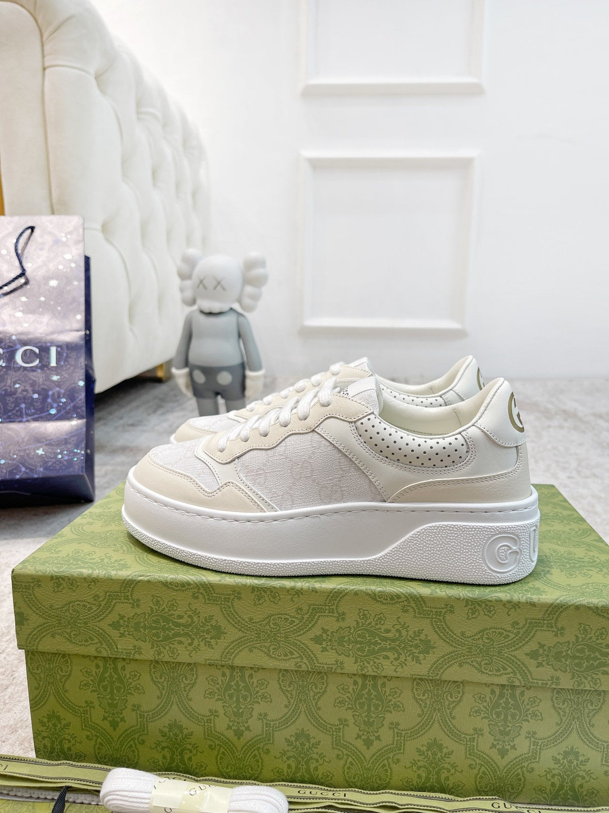 Gucci 2026 Trainer Sneakers Calfskin Canvas 988575