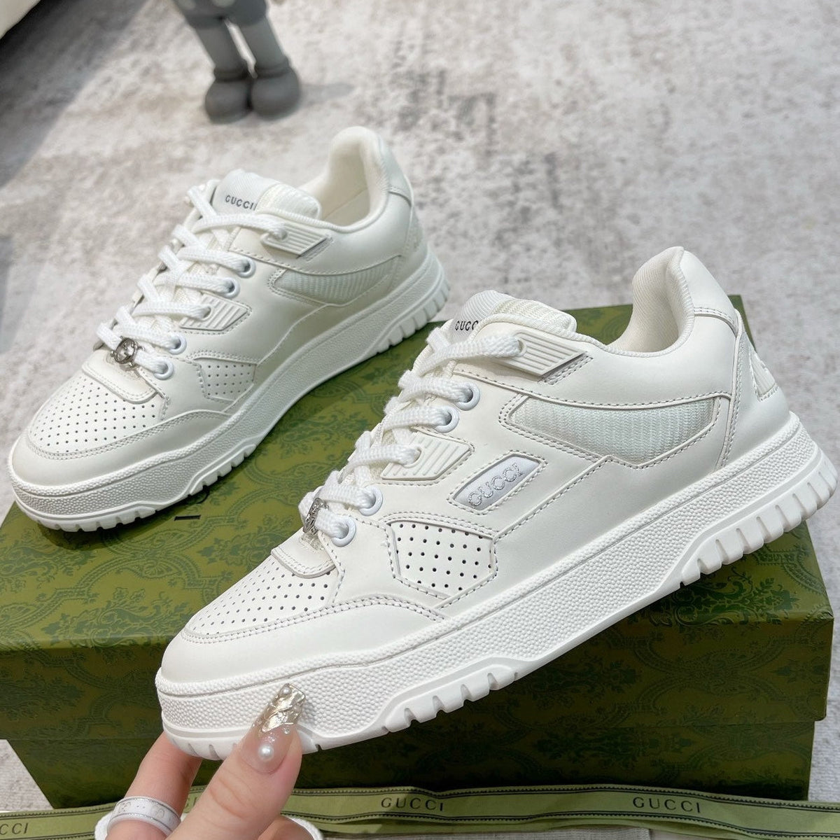 Gucci 2026 Low Top Sneakers Calfskin 988615