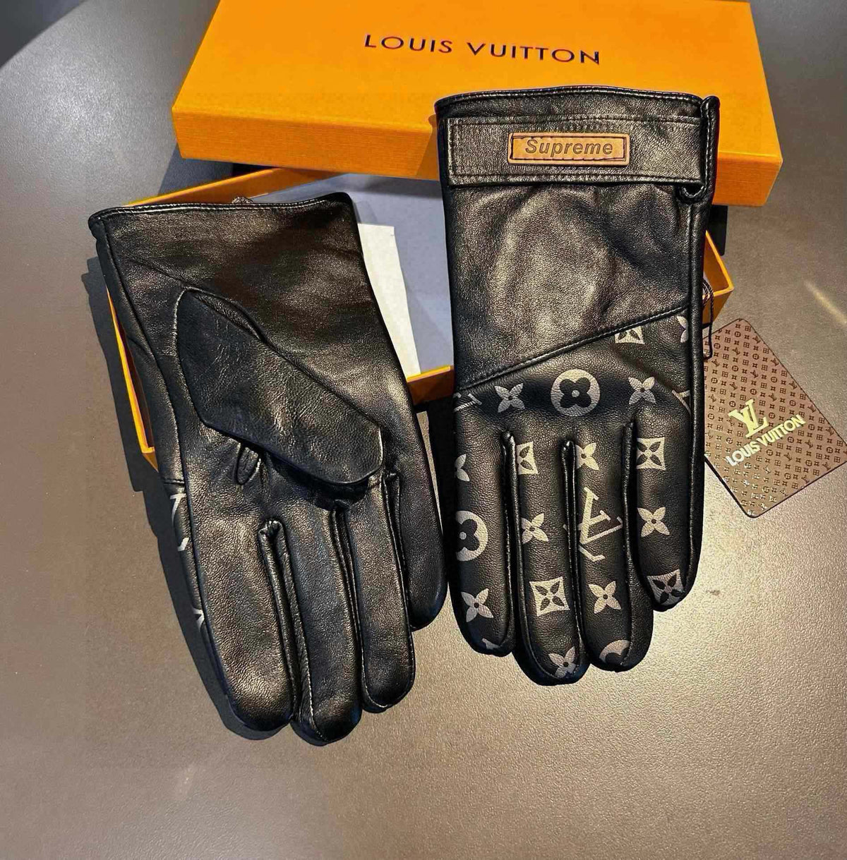 LV Gloves In Black Monogram Lambskin 448269