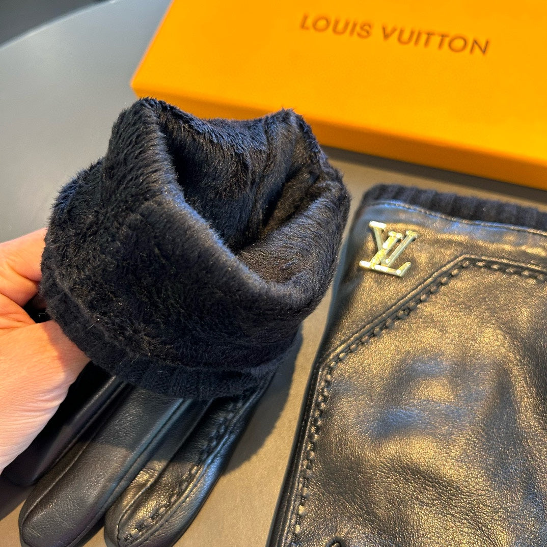LV Gloves In Black Lambskin 465009
