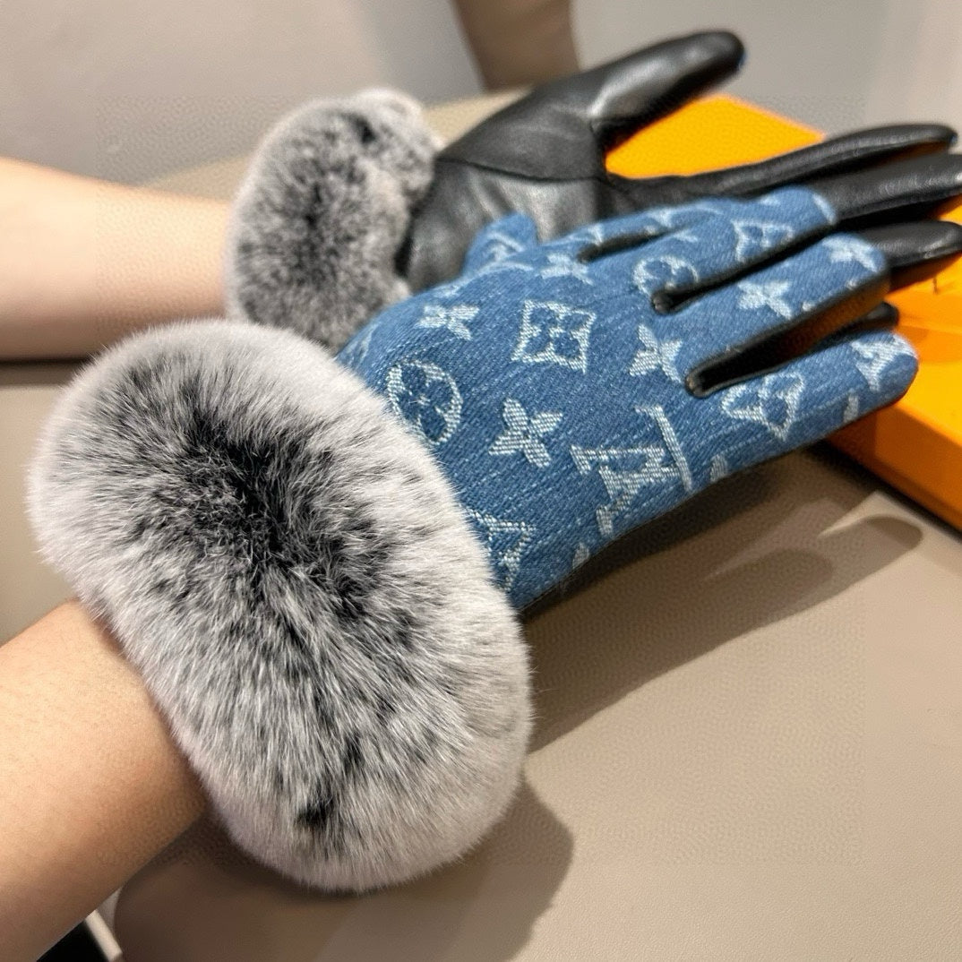 LV Gloves In Blue Denim Fabric And Rabbit Fur 469631