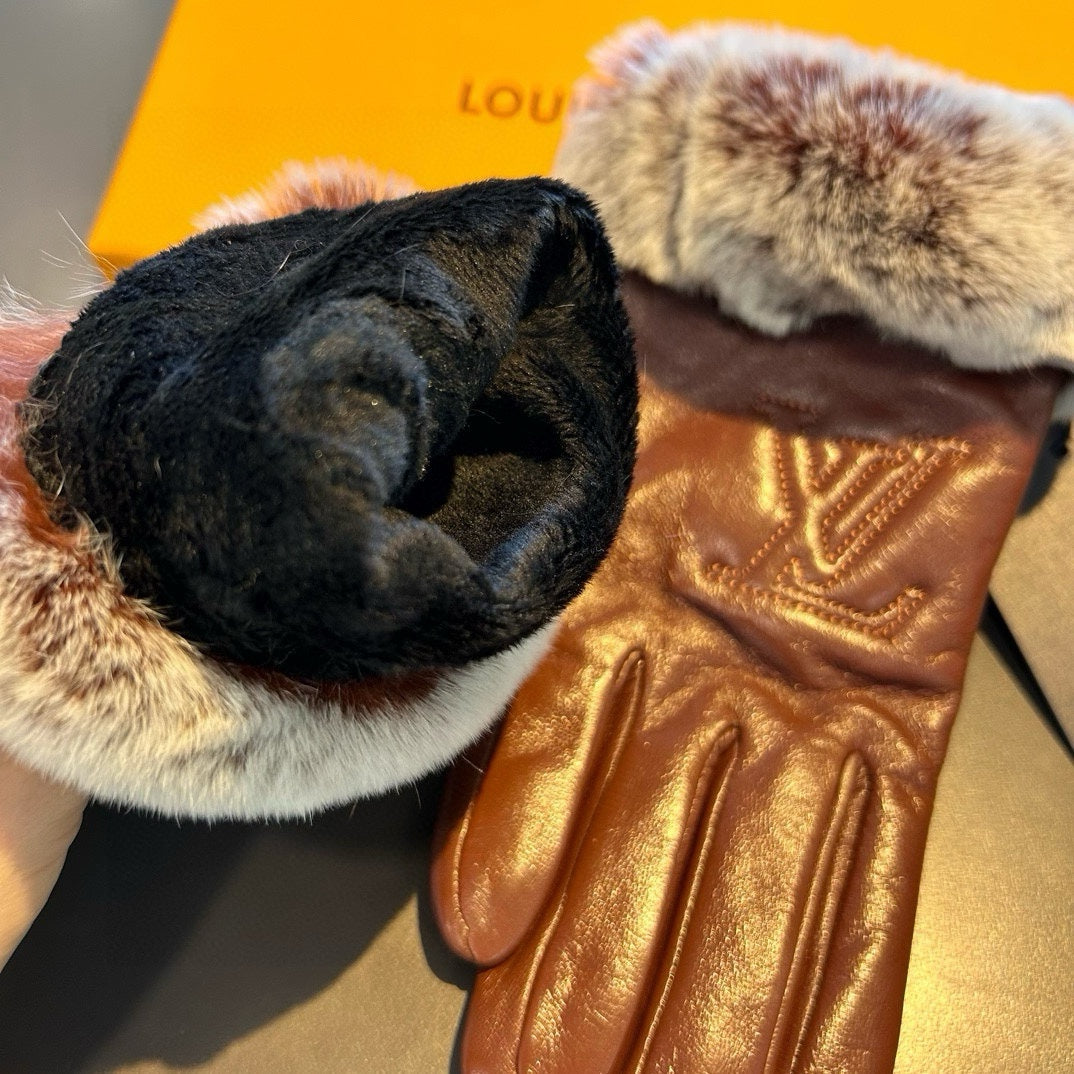 LV Gloves In Brown Lambskin And Rabbit Fur 478060