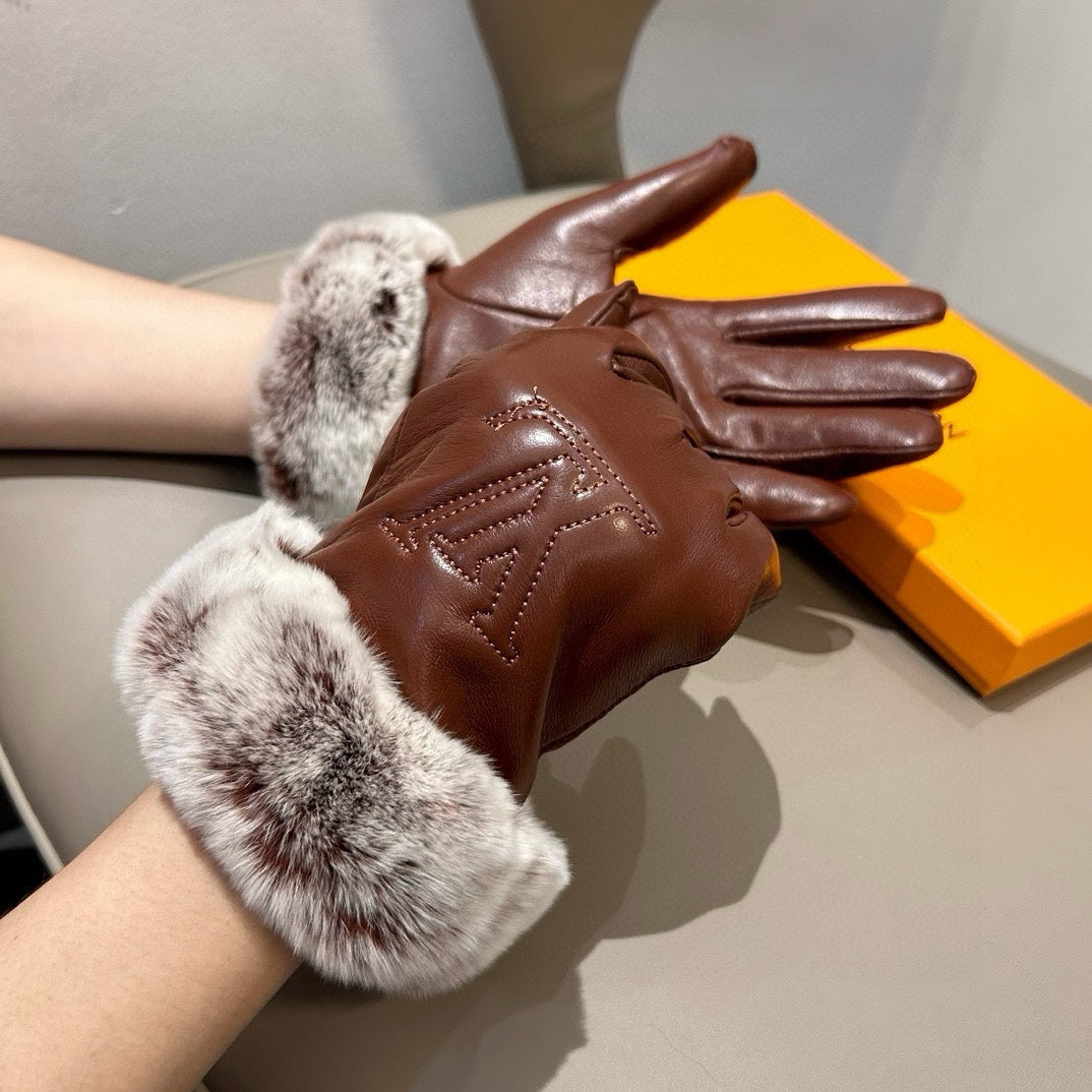 LV Gloves In Brown Lambskin And Rabbit Fur 478060