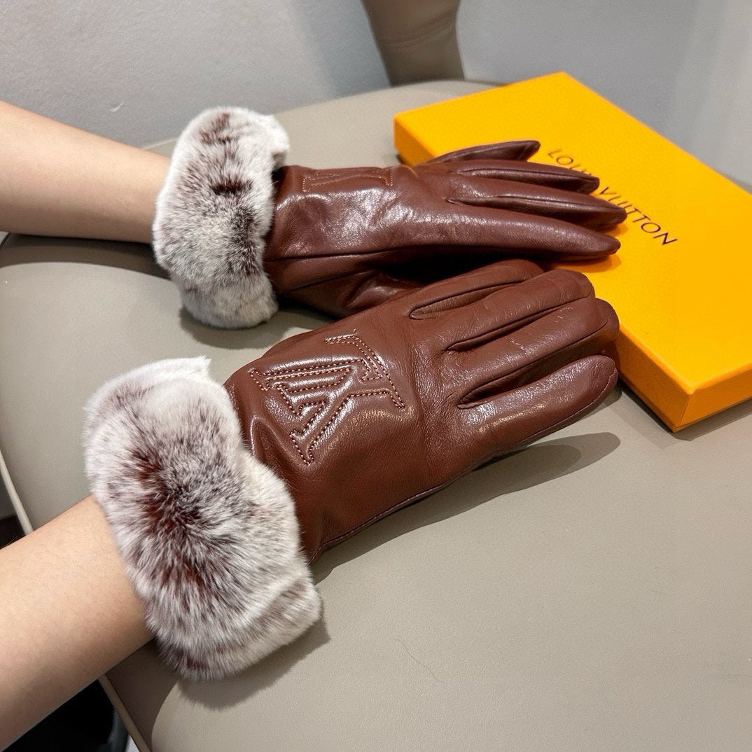 LV Gloves In Brown Lambskin And Rabbit Fur 478060