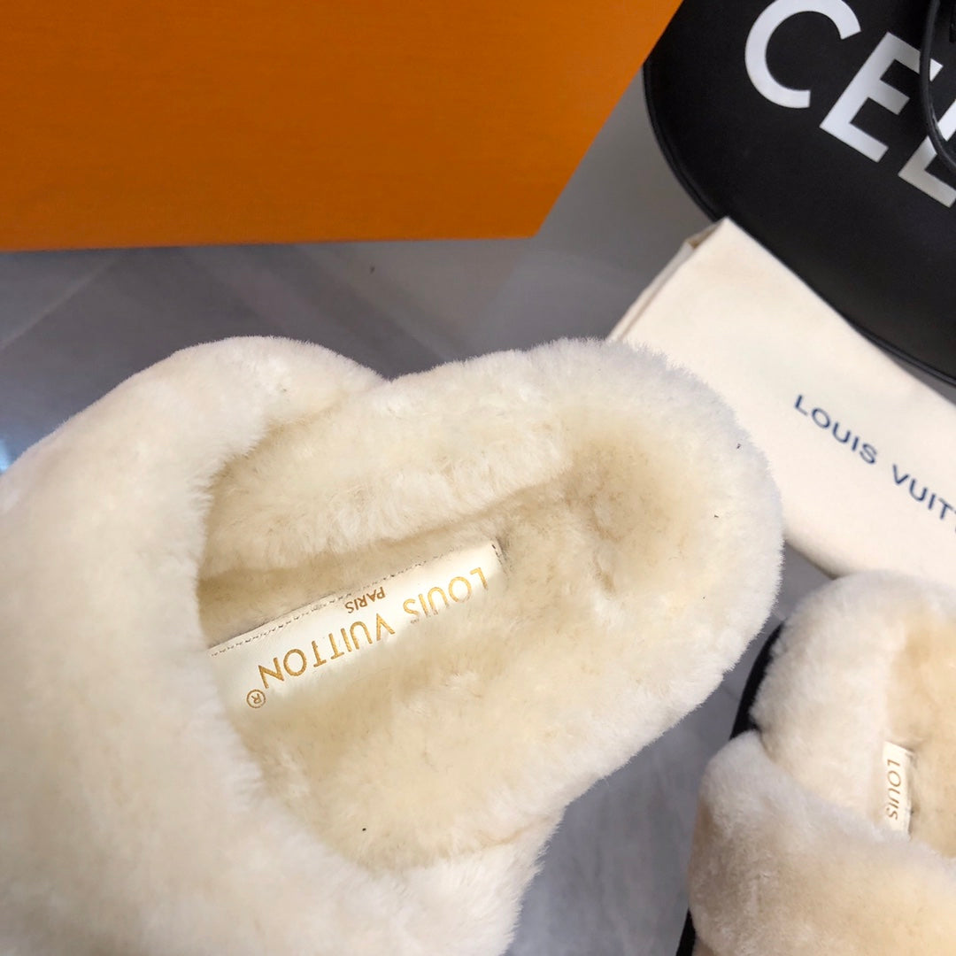 LV Sunset Comfort Flat Mule White Fleece