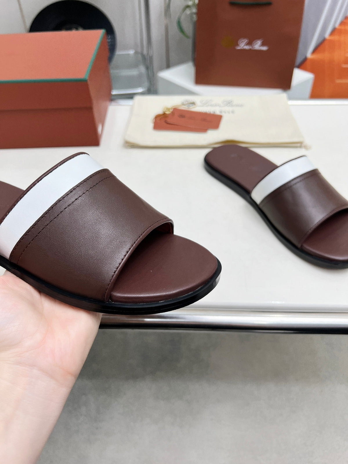 LP SLIPPER PATHON CHOCOLATE CALFSKIN