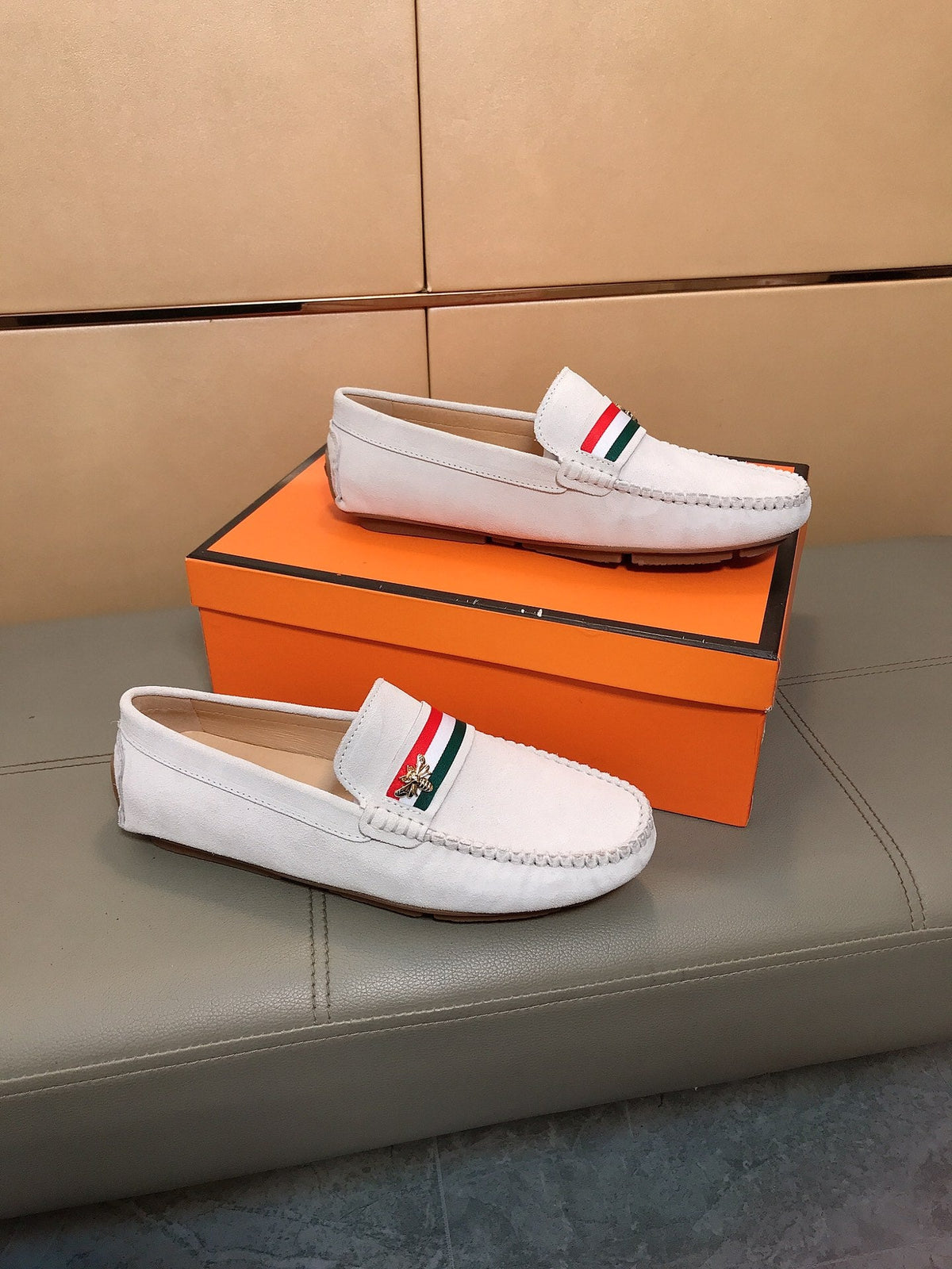 GG Men's Loafer White Suede 526677
