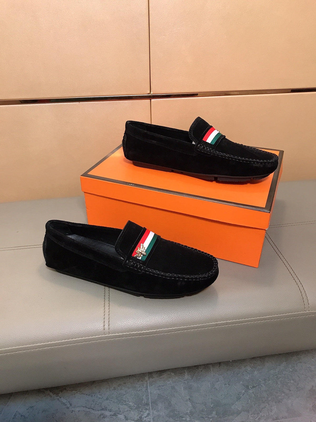 GG Men's Loafer Black Suede 526679