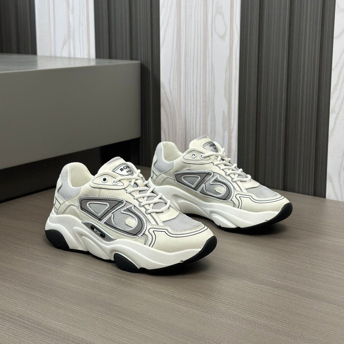 CD B22 SNEAKER CREAM MESH FABRIC