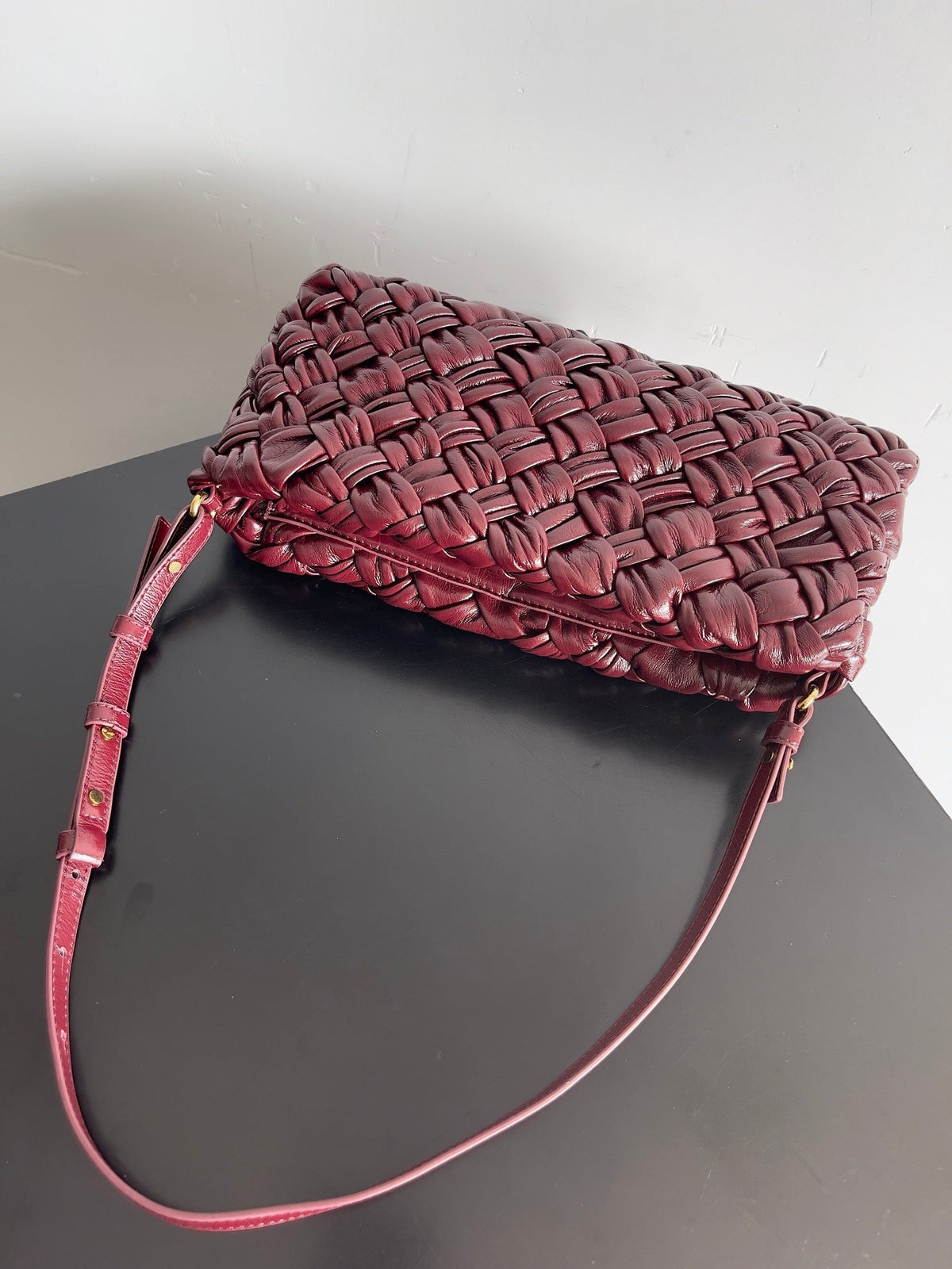 BV Kalimero Cha Cha 28.5cm Bag Burgundy Cowhide 242964