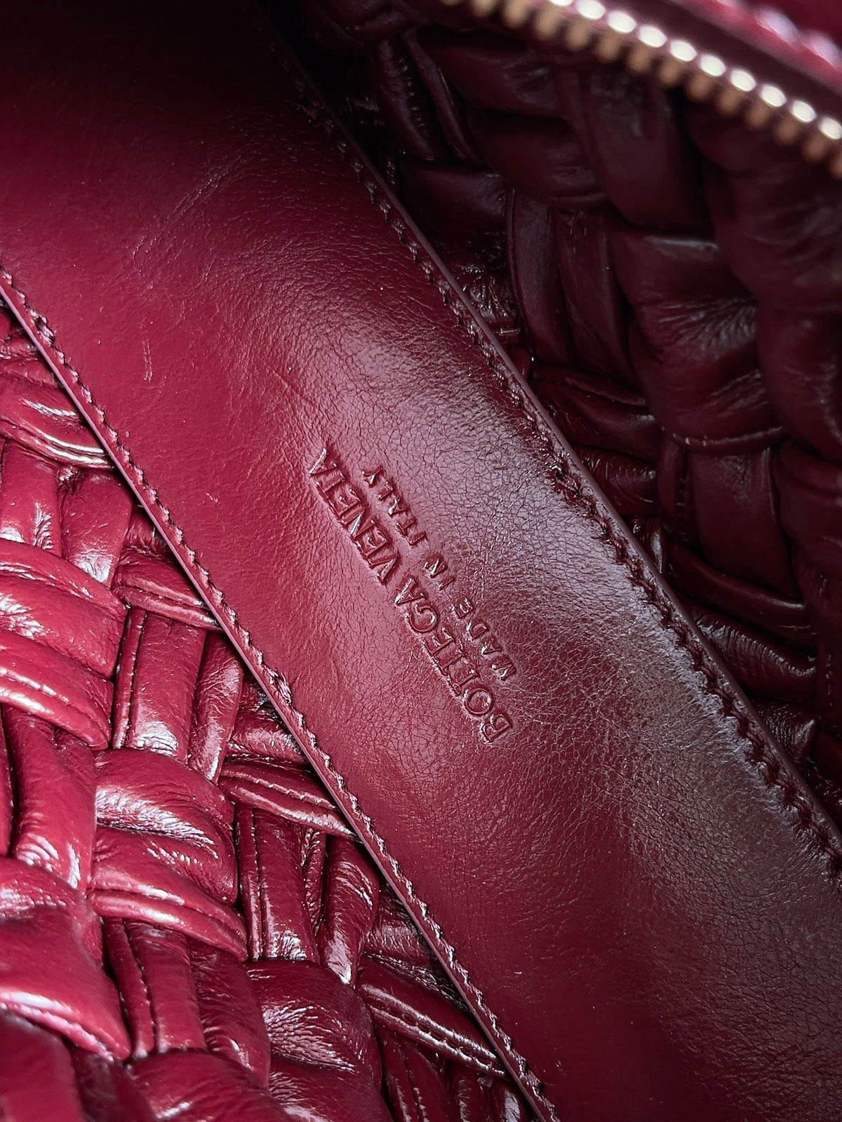 BV Kalimero Cha Cha 28.5cm Bag Burgundy Cowhide 242964