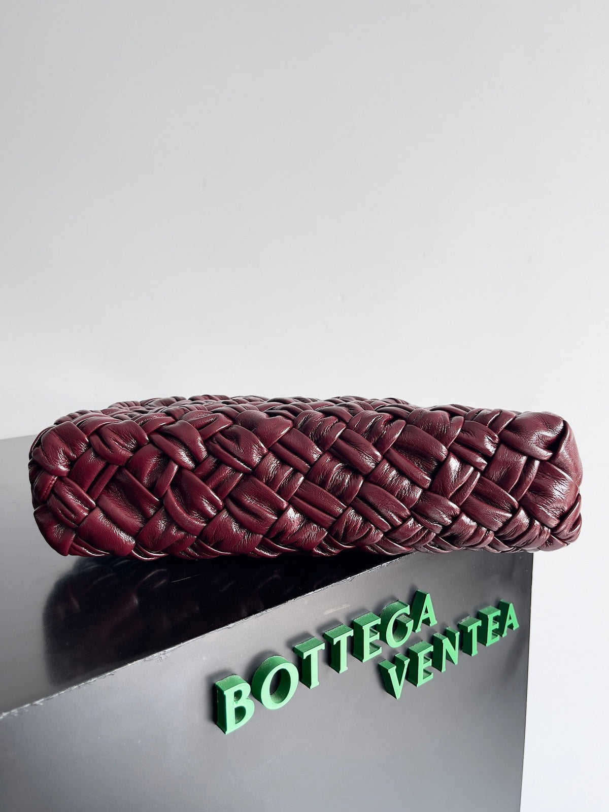 BV Kalimero Cha Cha 28.5cm Bag Burgundy Cowhide 242964