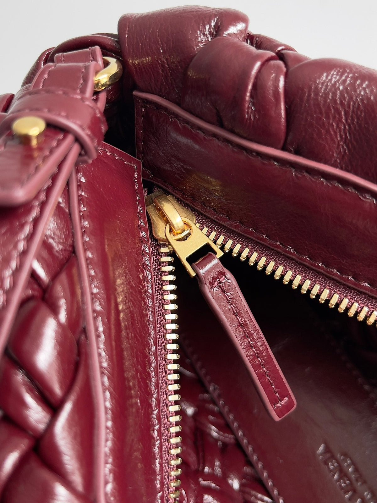 BV Kalimero Cha Cha 28.5cm Bag Burgundy Cowhide 242964