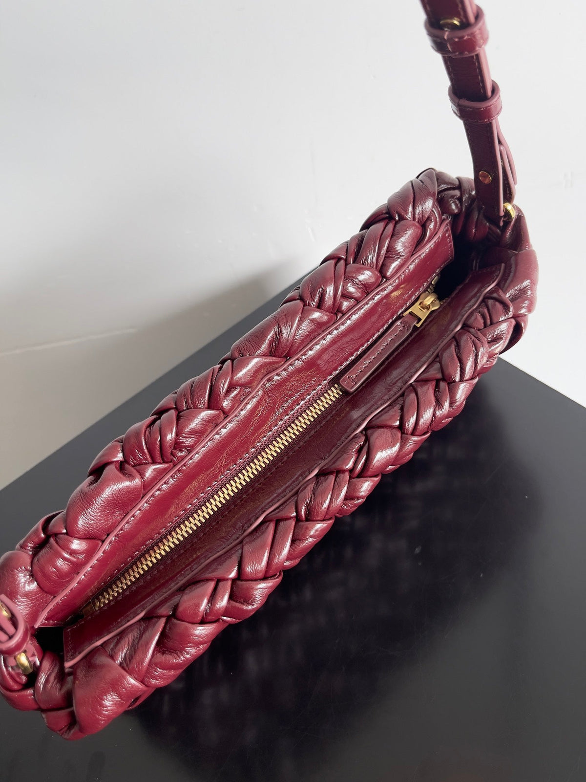 BV Kalimero Cha Cha 28.5cm Bag Burgundy Cowhide 242964