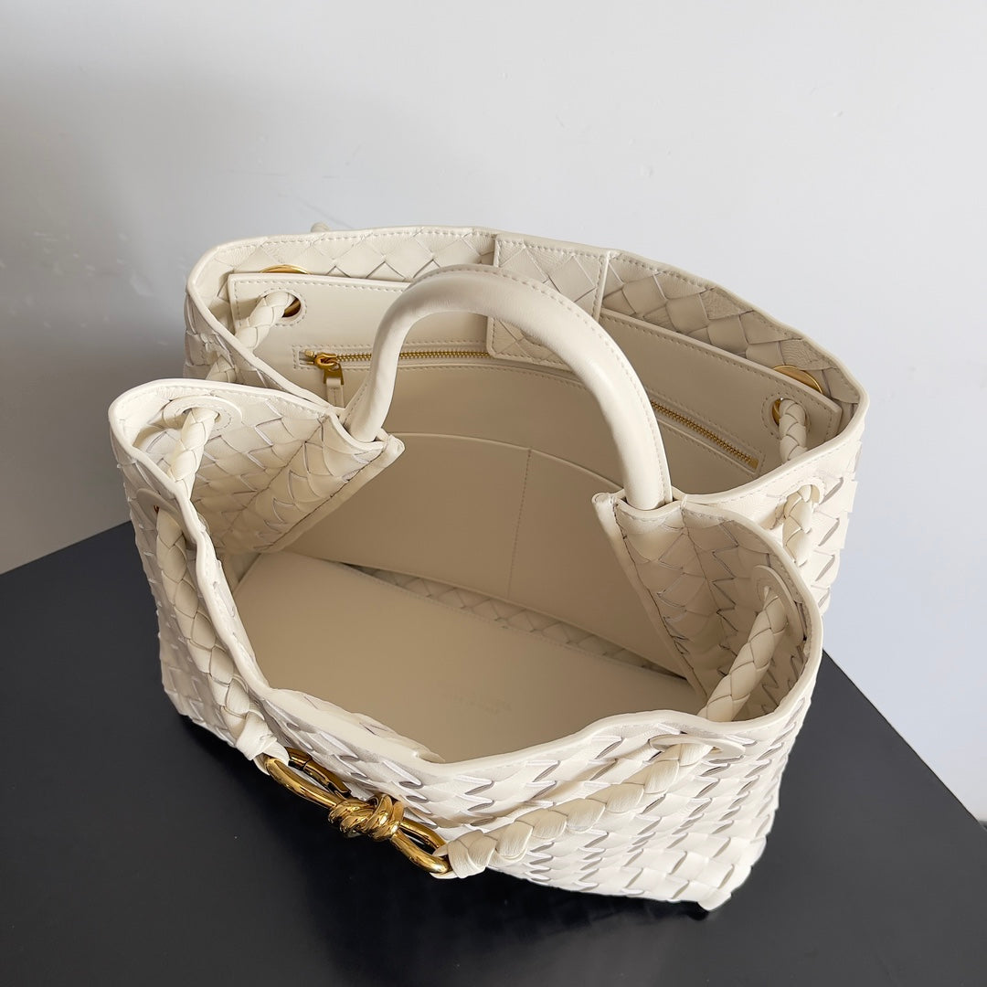BV Andiamo Bag Cream Nappa Leather 249679