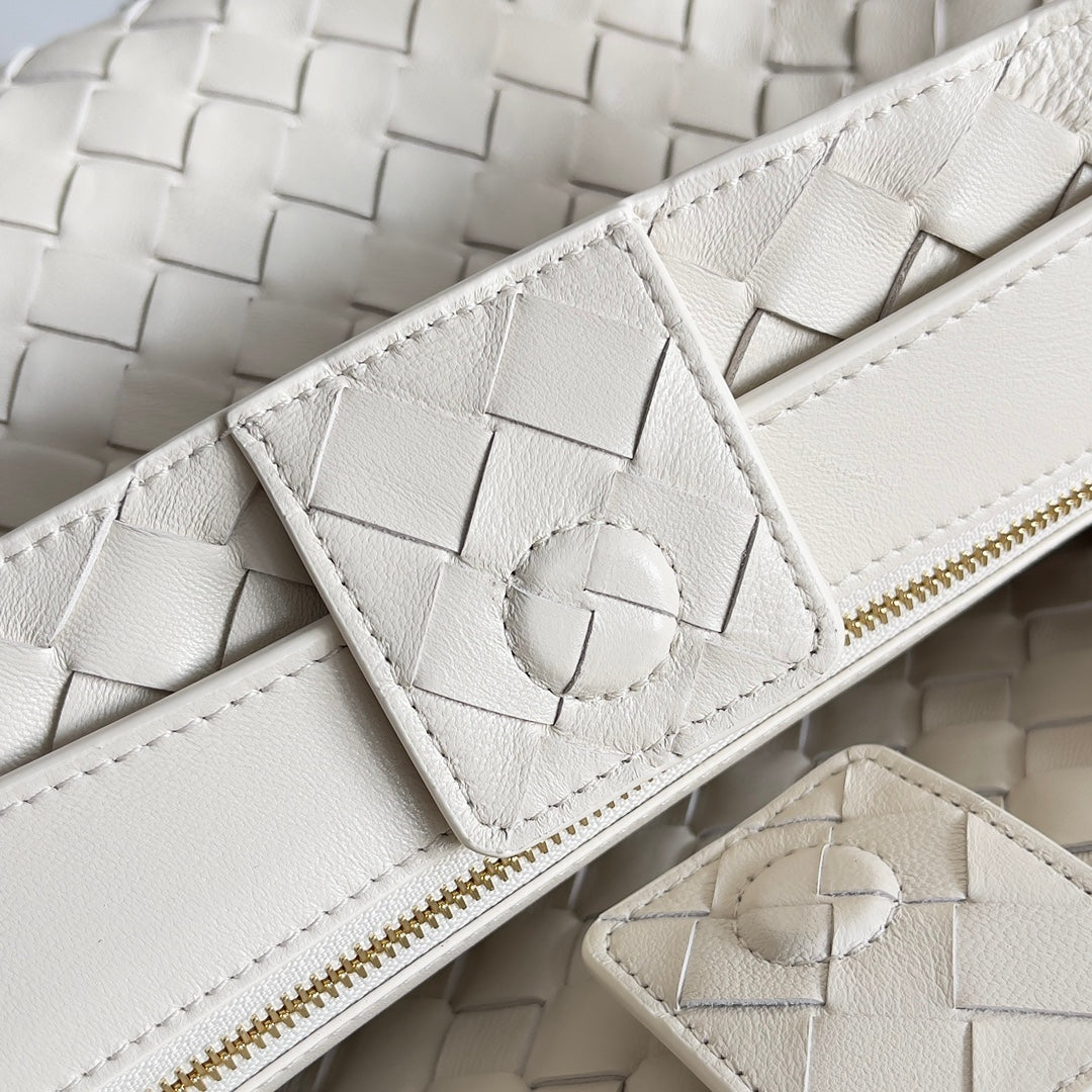 BV Andiamo Bag Cream Nappa Leather 249679