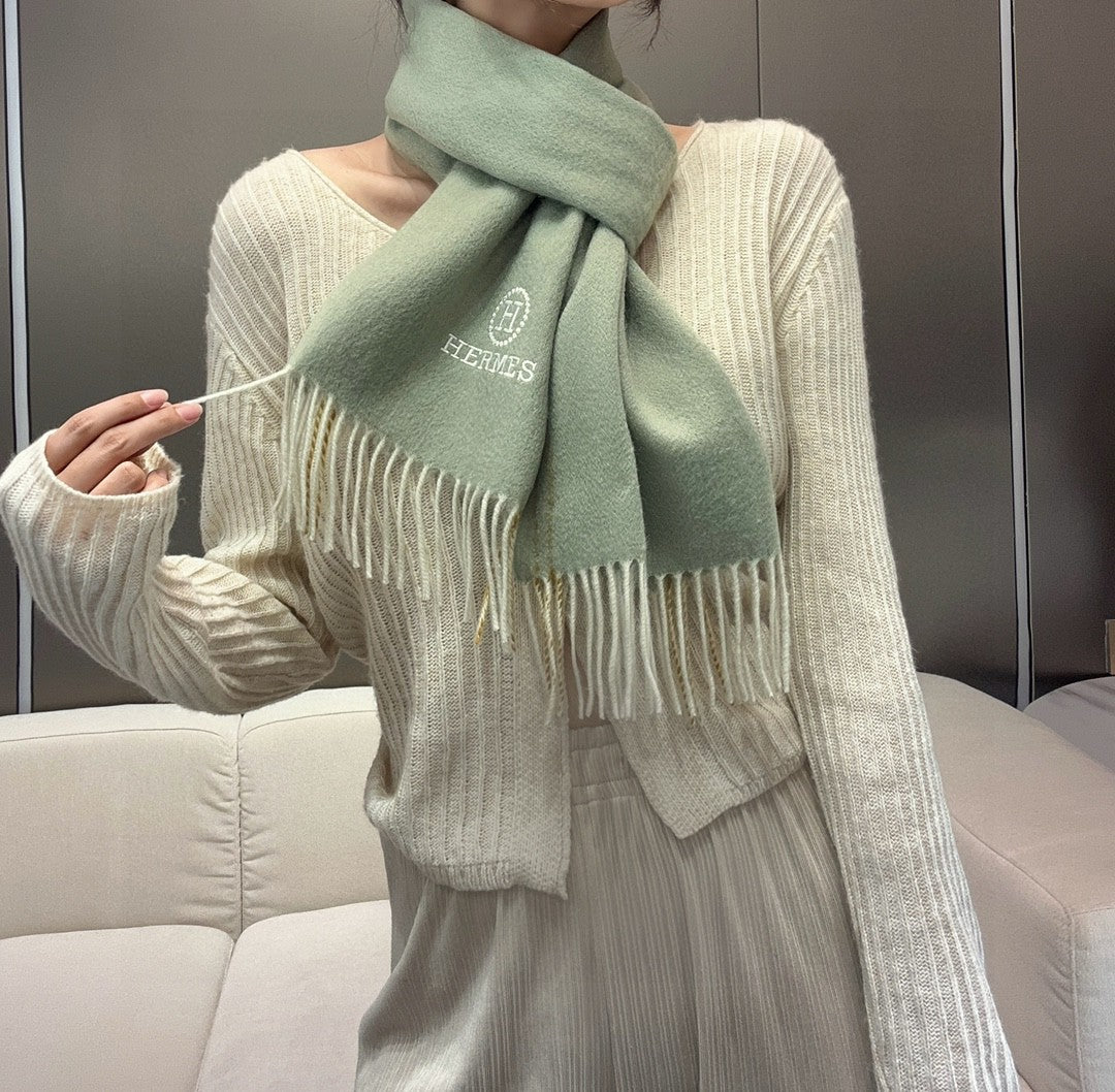 HM Scarf 190 CM Greenish Gray Wool 969439