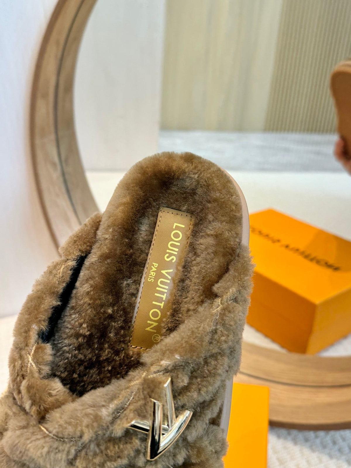 LV Bliss Comfort Mule Brown Earth Wool