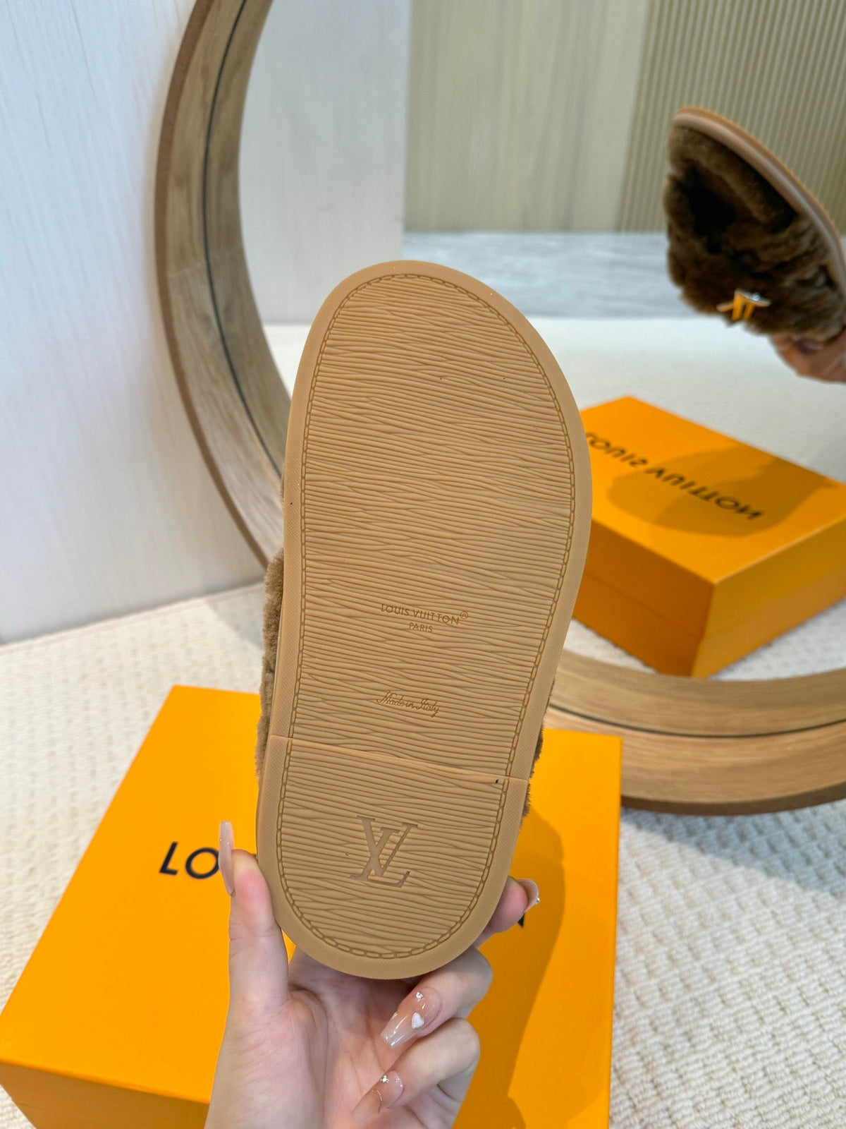 LV Bliss Comfort Mule Brown Earth Wool