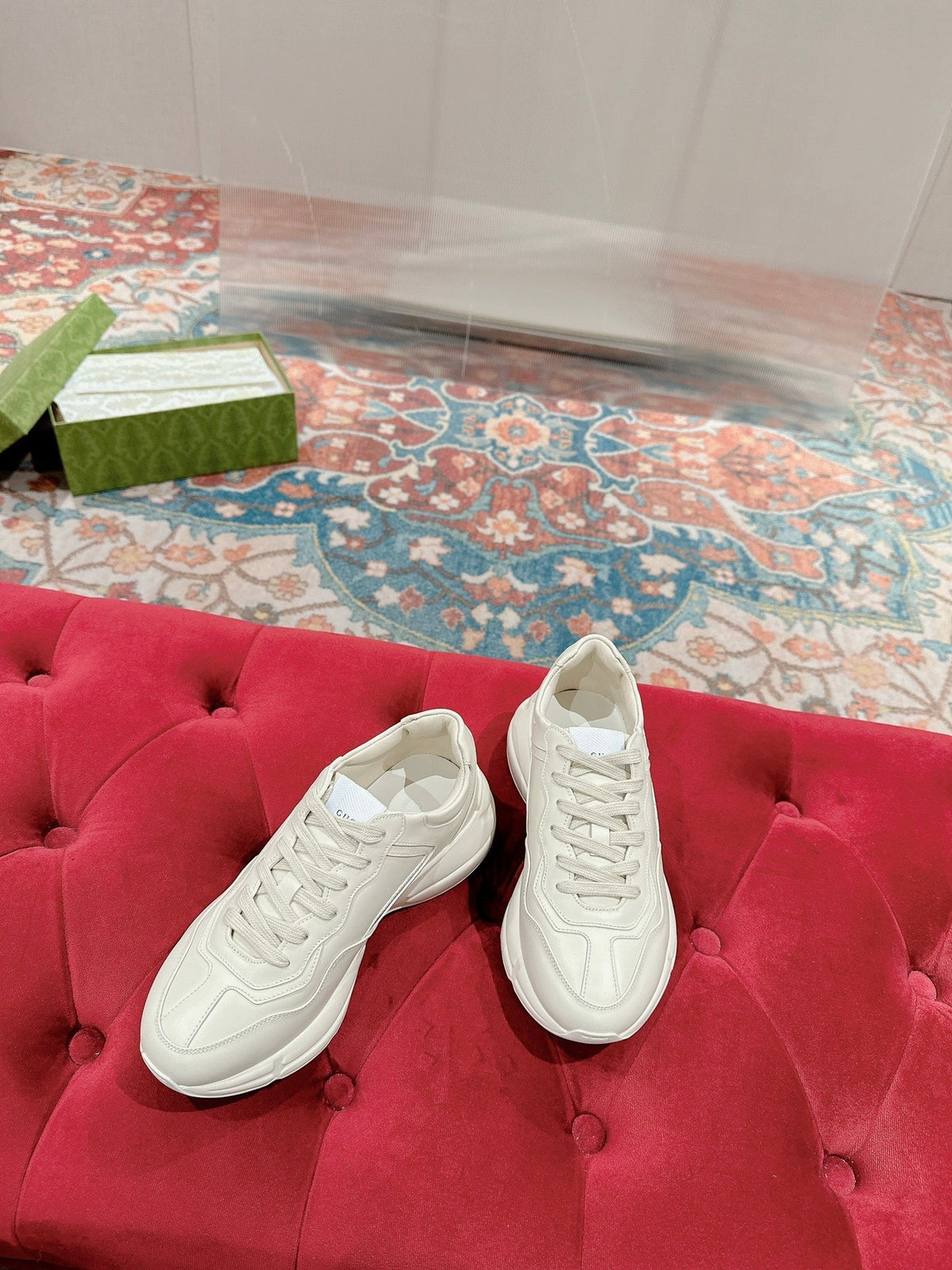 Gucci 2026 Rhyton Pikarar Sneakers Ivory Cowhide 988876