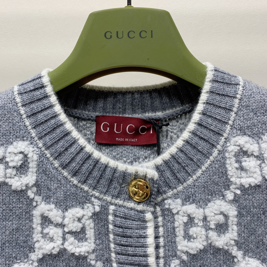 GG 25 Round Neck Knitted Cardigan Grey Wool 0013