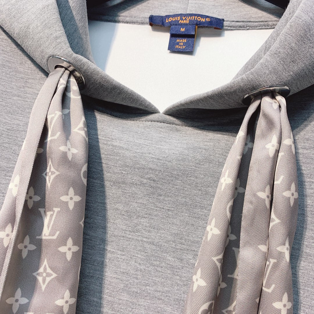 LV 25 Monogram Scarf Set Gray Viscose 293282