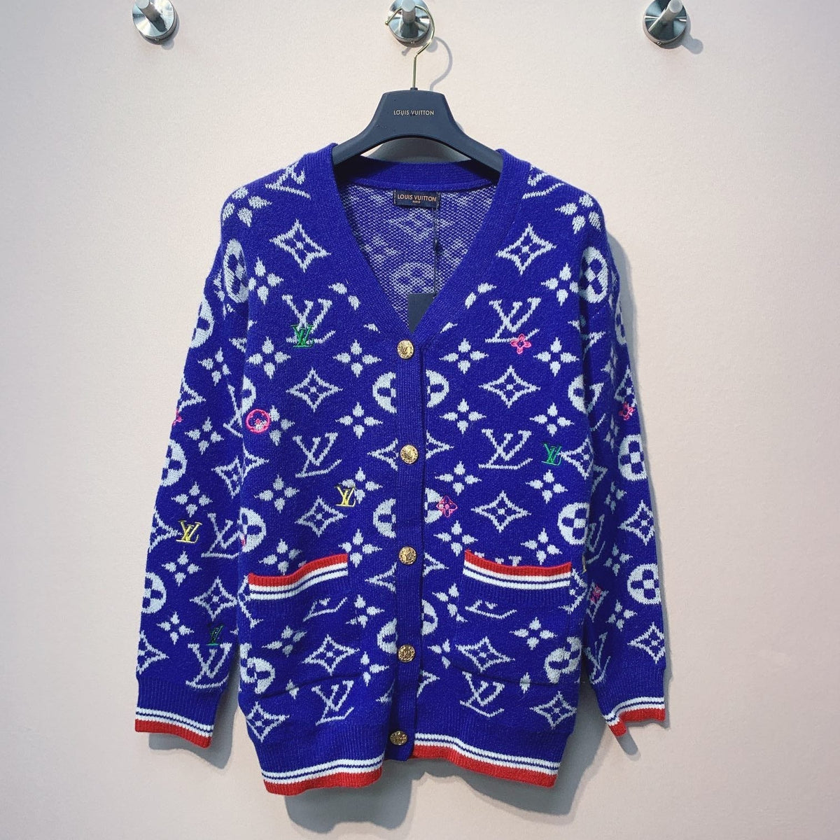 LV 25 Cardigan Red Blue Wool Polyester 301611