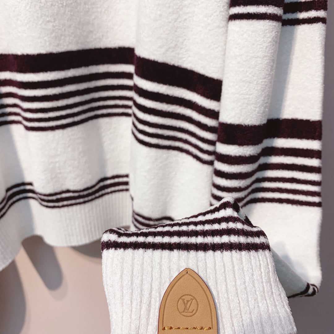 LV 25 Sweater White With Black Stripes Viscose 305591