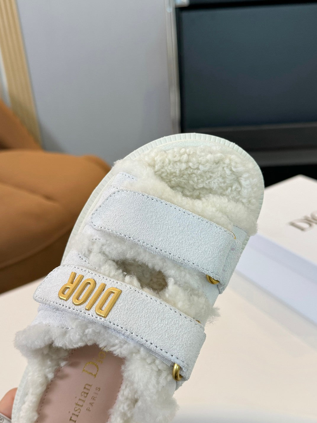 CD Dioract Slide White Suede And Fleece Lining