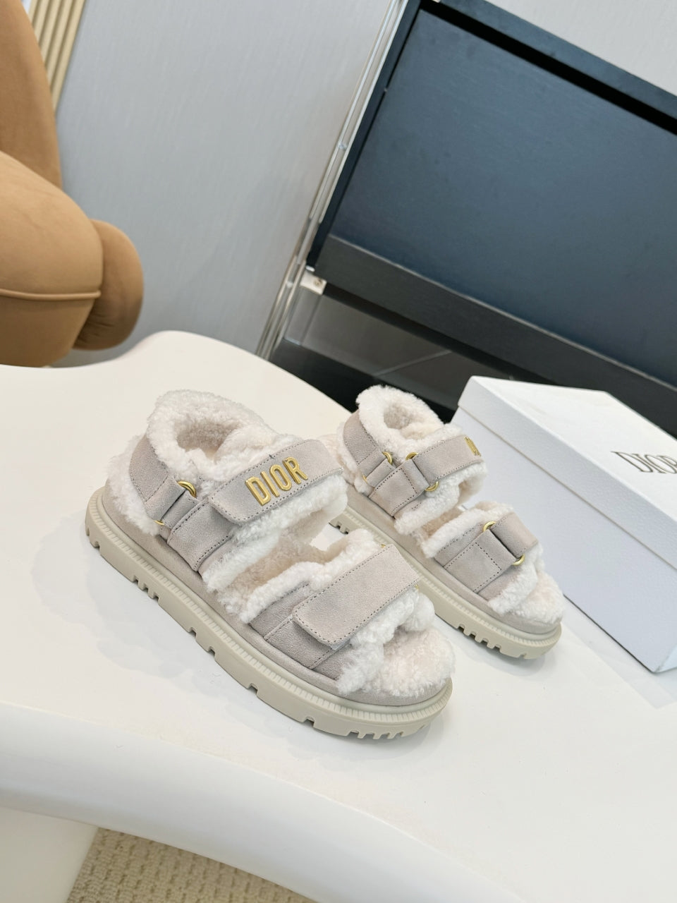 CD Dioract Sandal Light Gray Suede Wool 529376