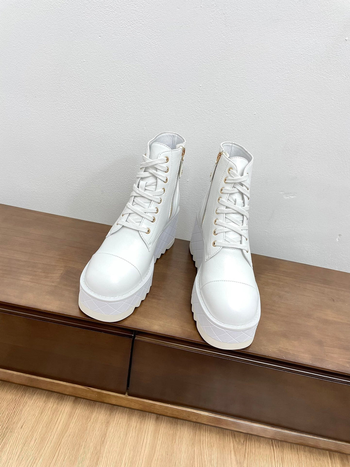 CC Ankle Boots 100mm White Lambskin