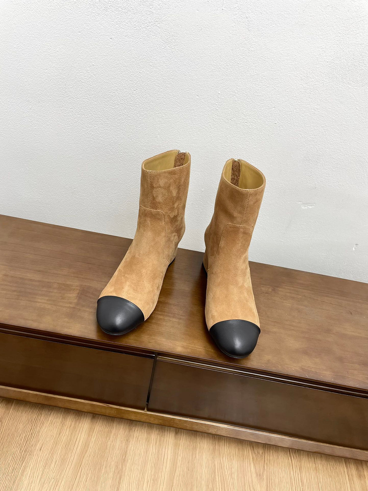 CC Ankle Boots 50mm Bold Beige Suede