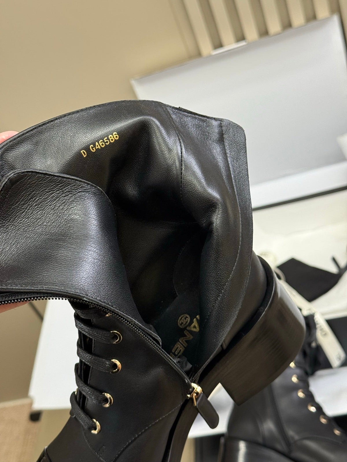 CC 25 Martin Boot Black Calfskin 408584