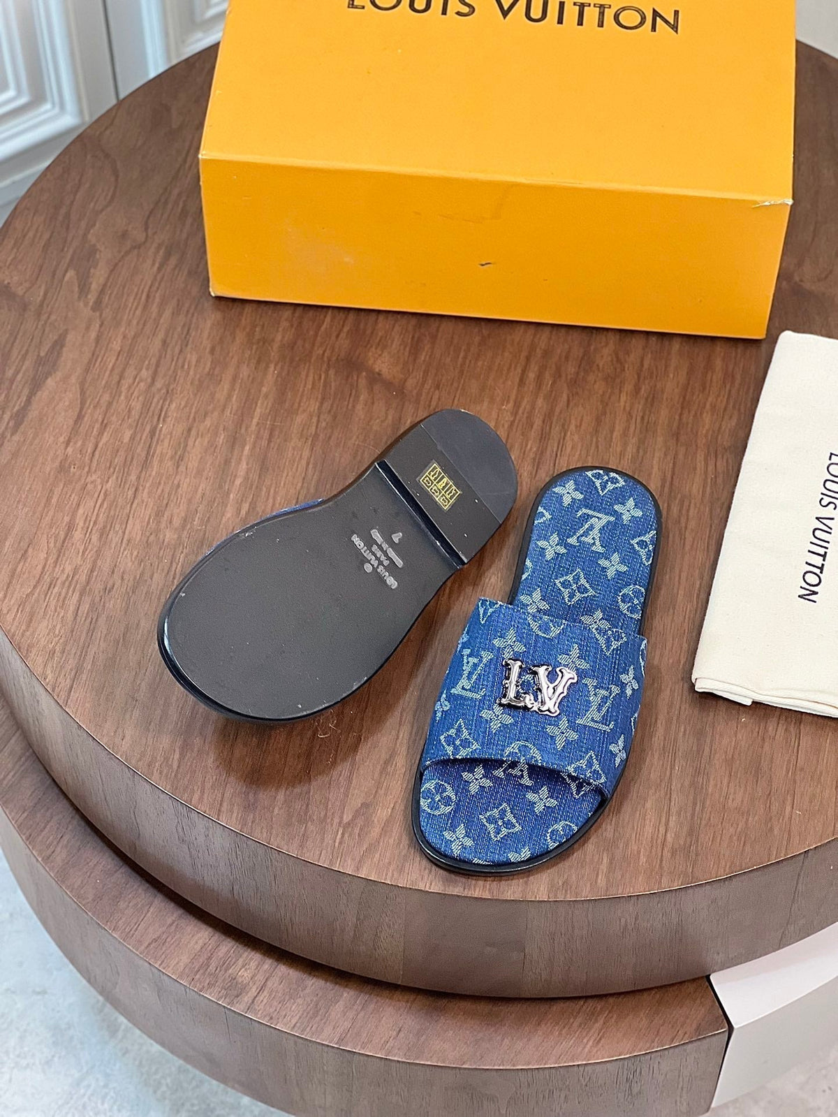 LV MULE IN COBALT BLUE MONOGRAM DENIM