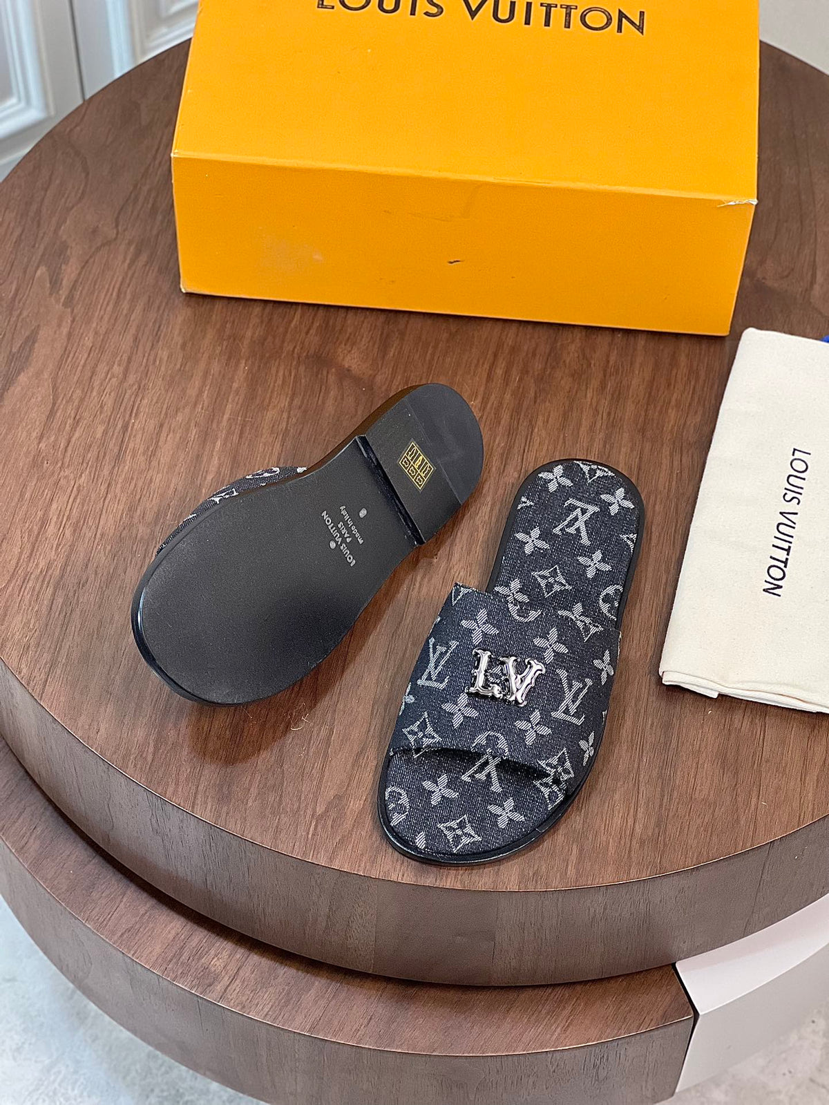 LV MULE IN BLACK MONOGRAM DENIM
