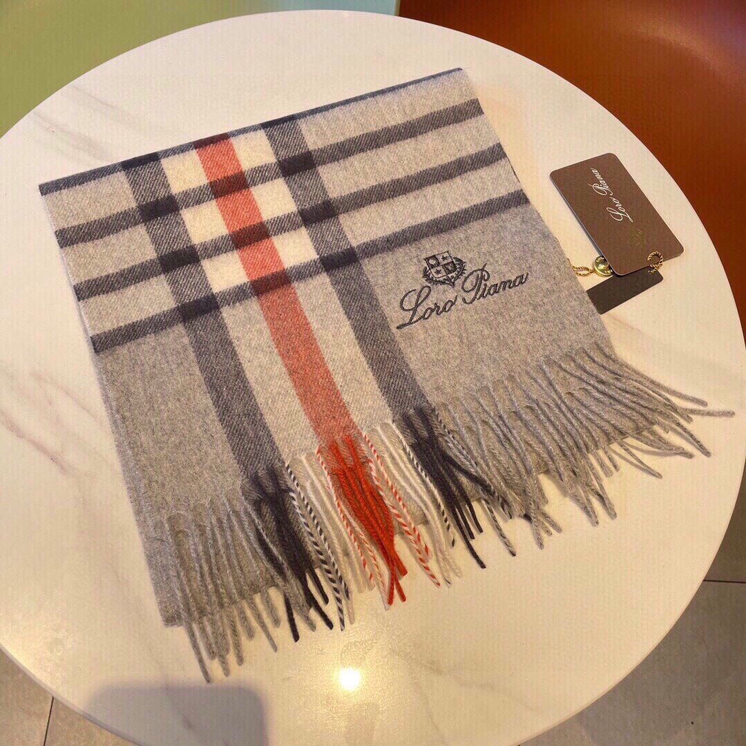 LP Scarf 180 CM In Colorful Cashmere 170532