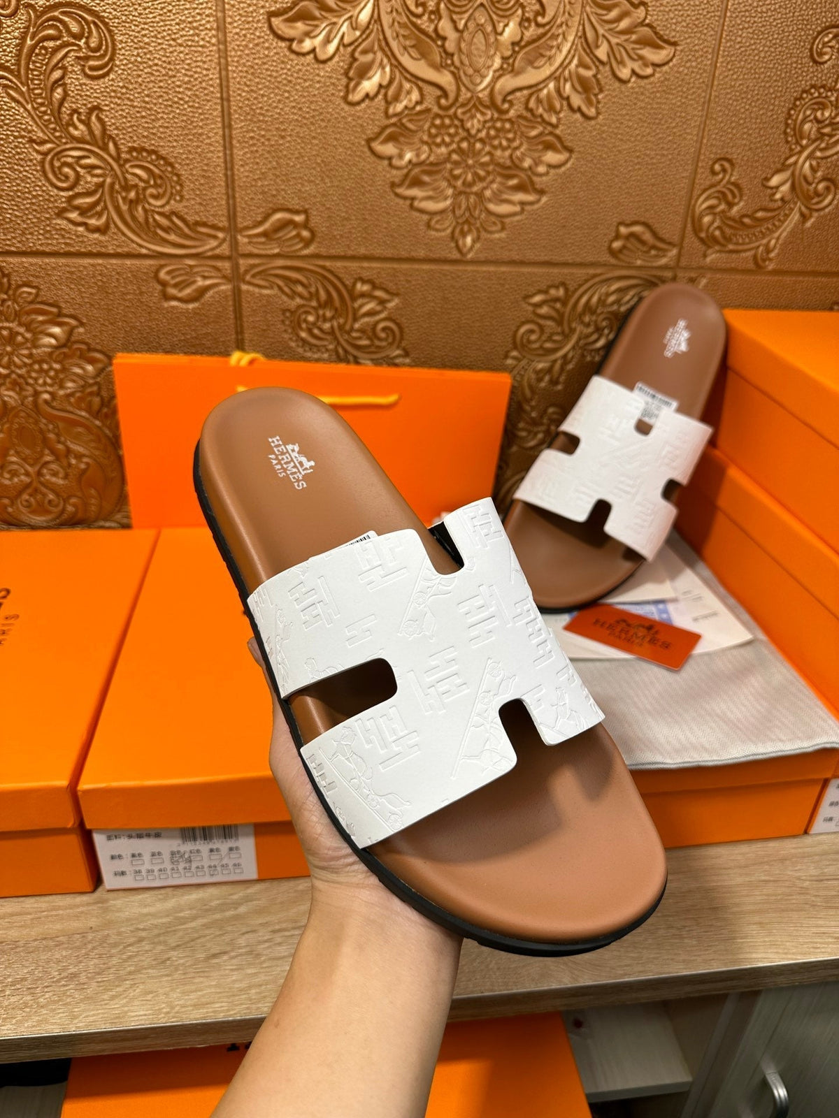 HM IZMIR SLIPPER WHITE CALFSKIN